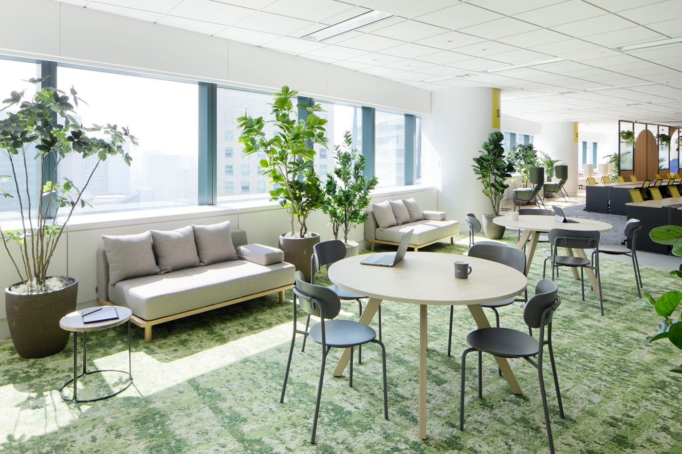 【社員実績あり】高時給2000円◆長期♪インサイドセールス☆彡