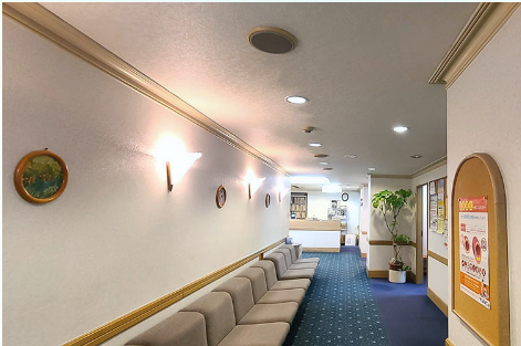 ＼東京駅すぐ／未経験OK！きれいなクリニックで受付＠1750円