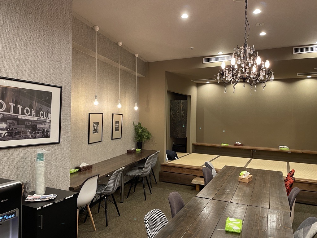 電話少なめ＼4,000円分の飲食手当◎／服装自由♪簡単データ入力