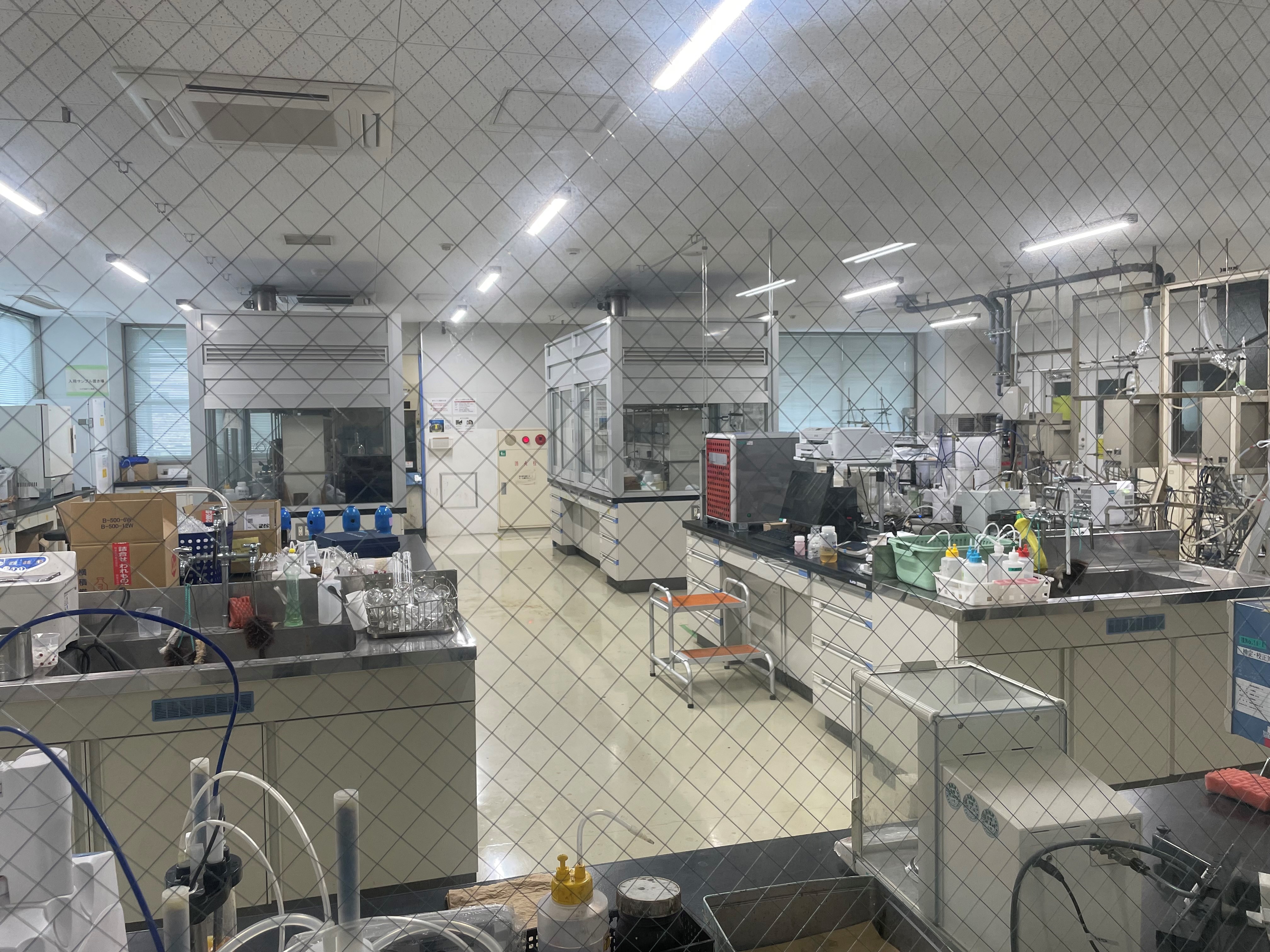 時短OK《8:30～16:30》お休みもとりやすい♪分析・実験のお仕事