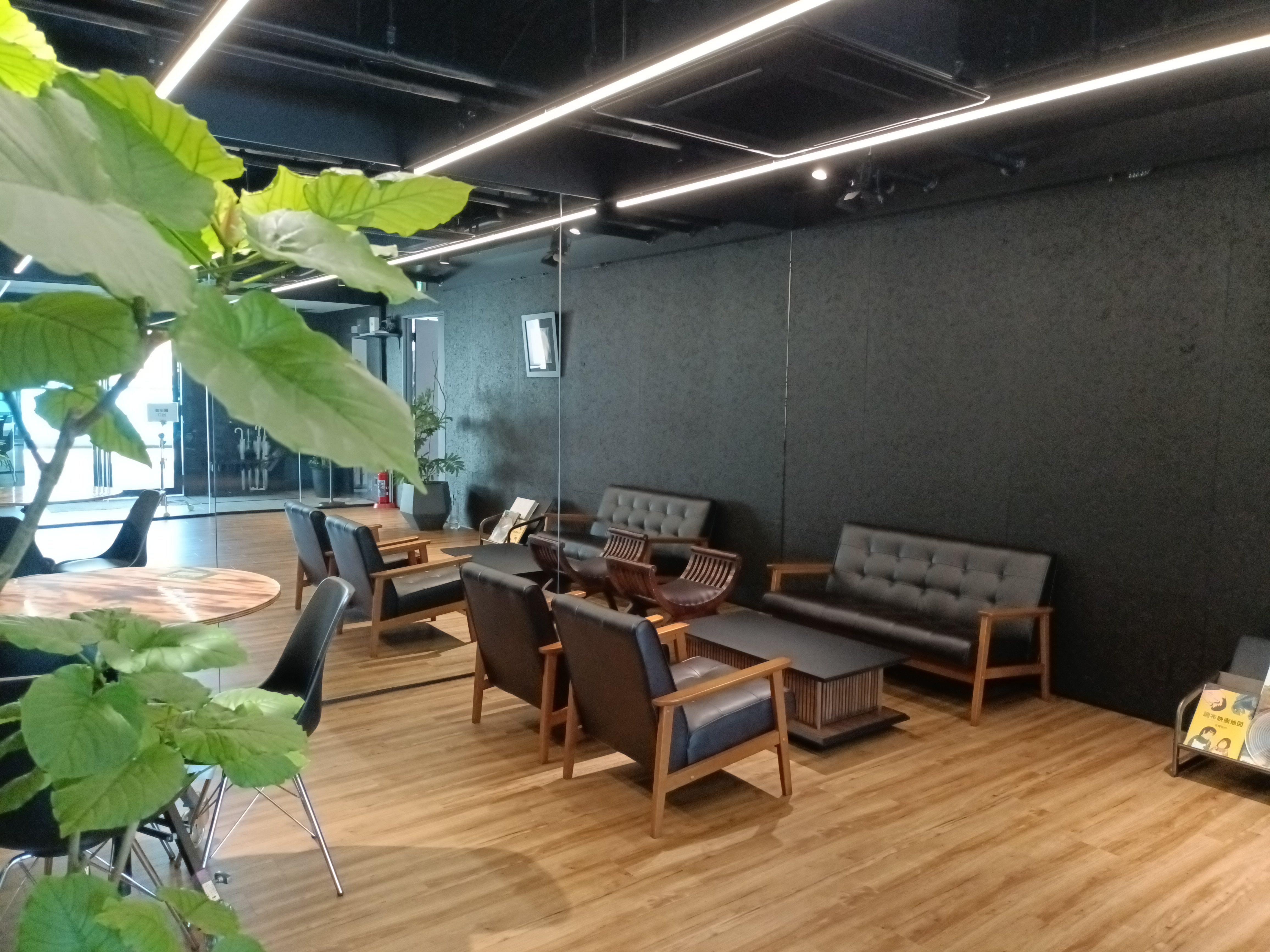 【西調布】曜日シフト◆照明用器材レンタル会社での営業事務