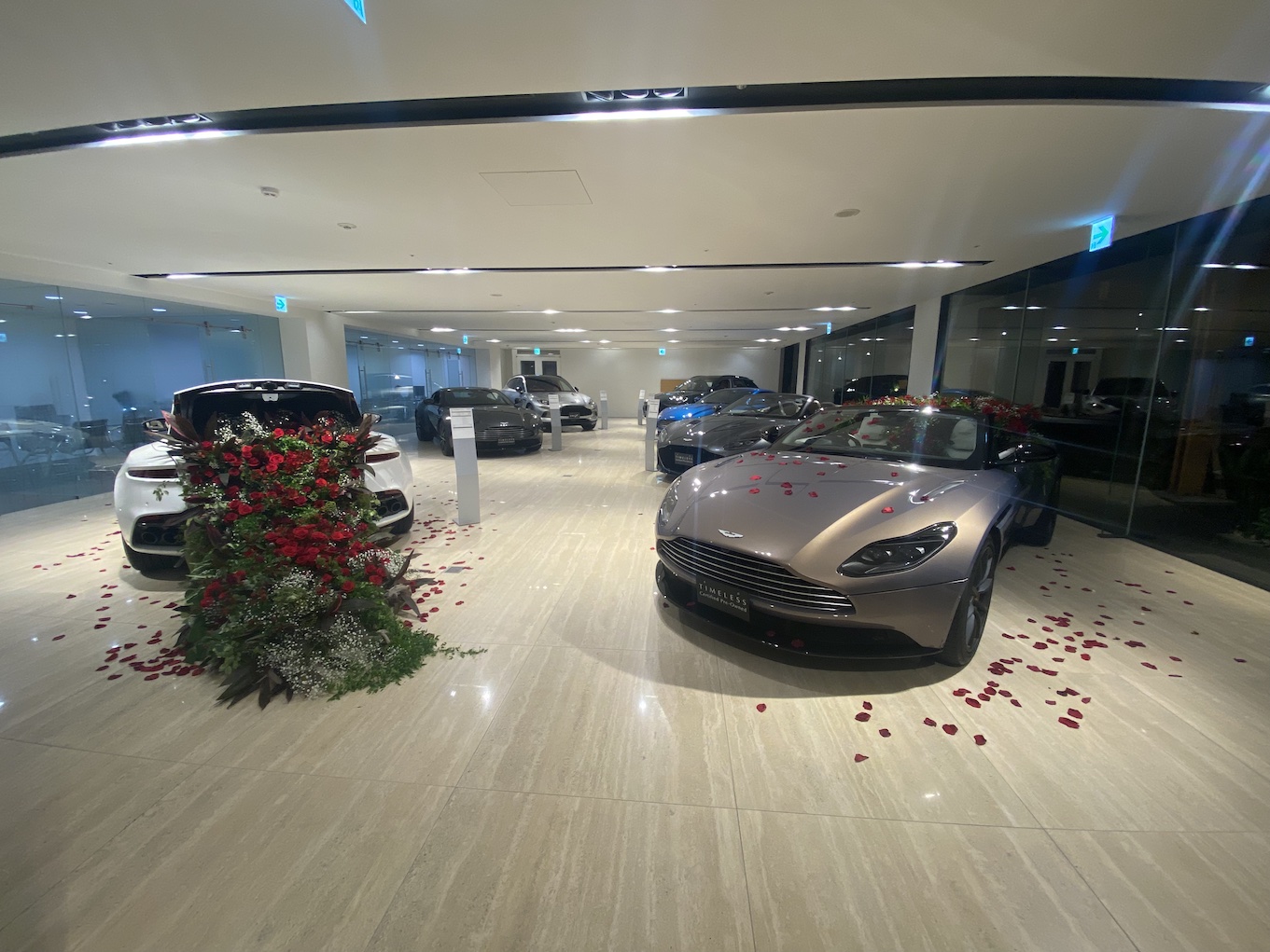 ＜きれいなショールーム受付＊3月開始＞お客様対応♪1750円☆彡