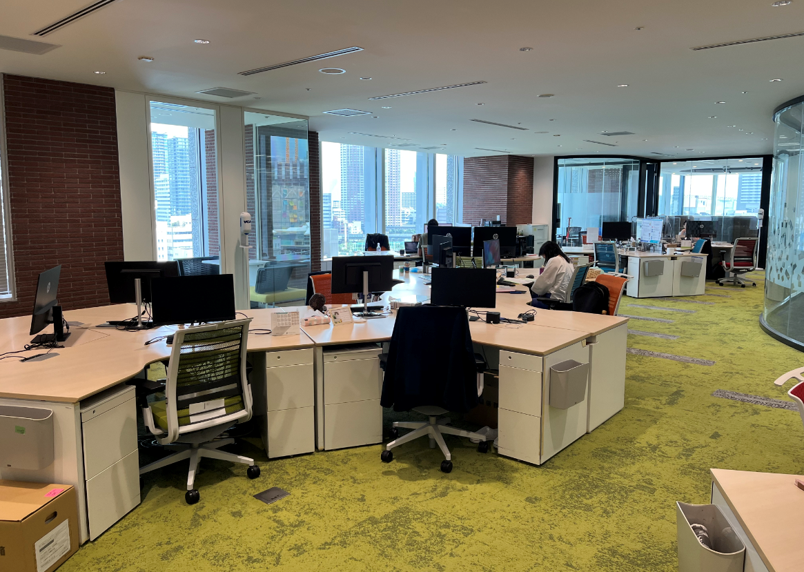 ＼在宅×請求書処理など／17時まで◇派遣スタッフ活躍↑1900