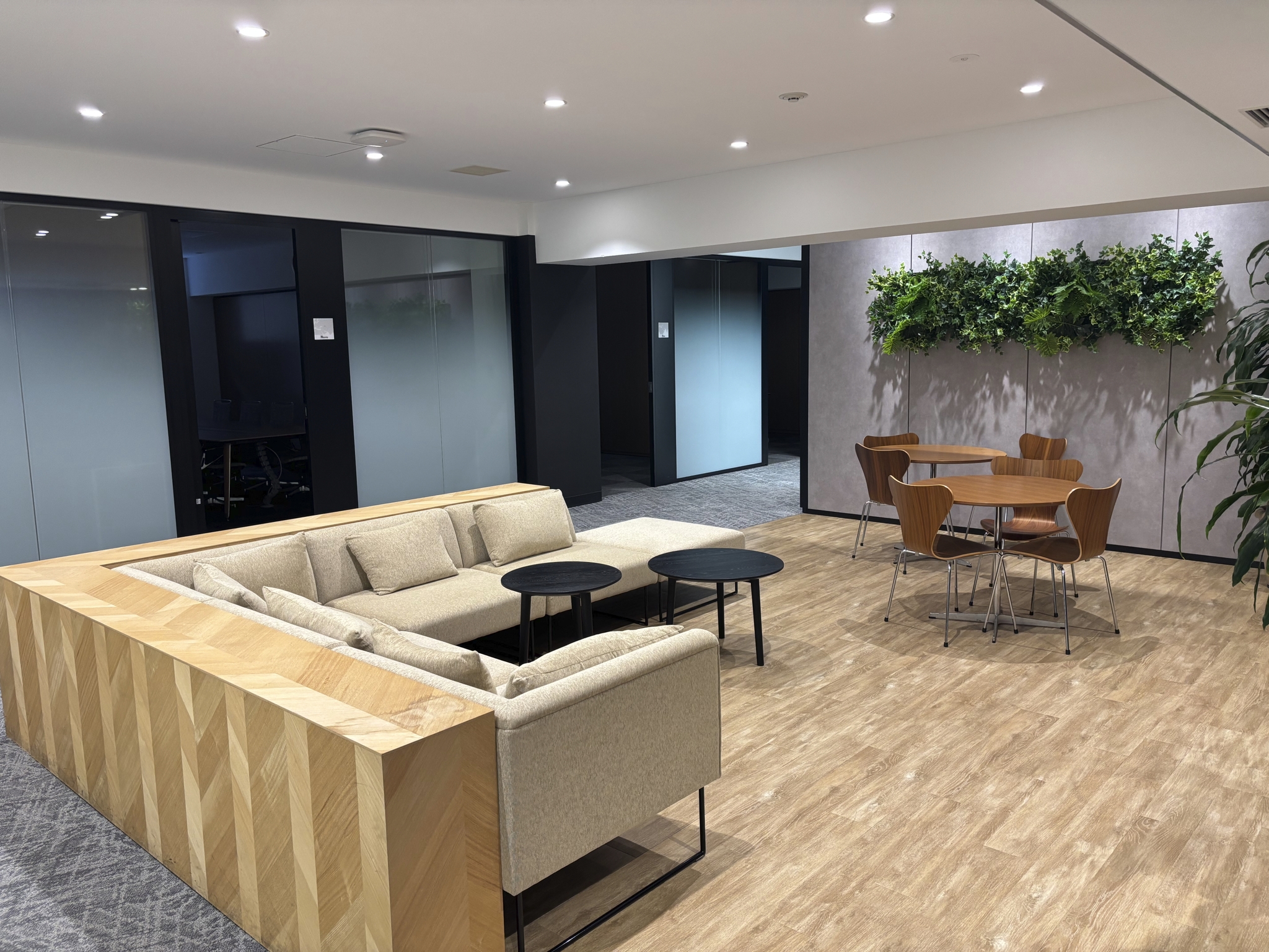 ≪在宅有≫経理スキルを活かして大手GでキャリアUP★高時給★