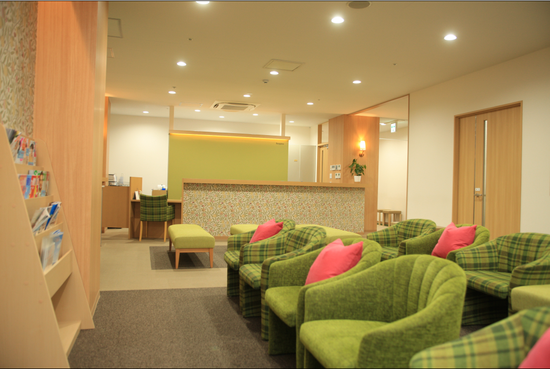 【人気の紹介予定派遣★】環境バツグン♪健診クリニックで受付◎