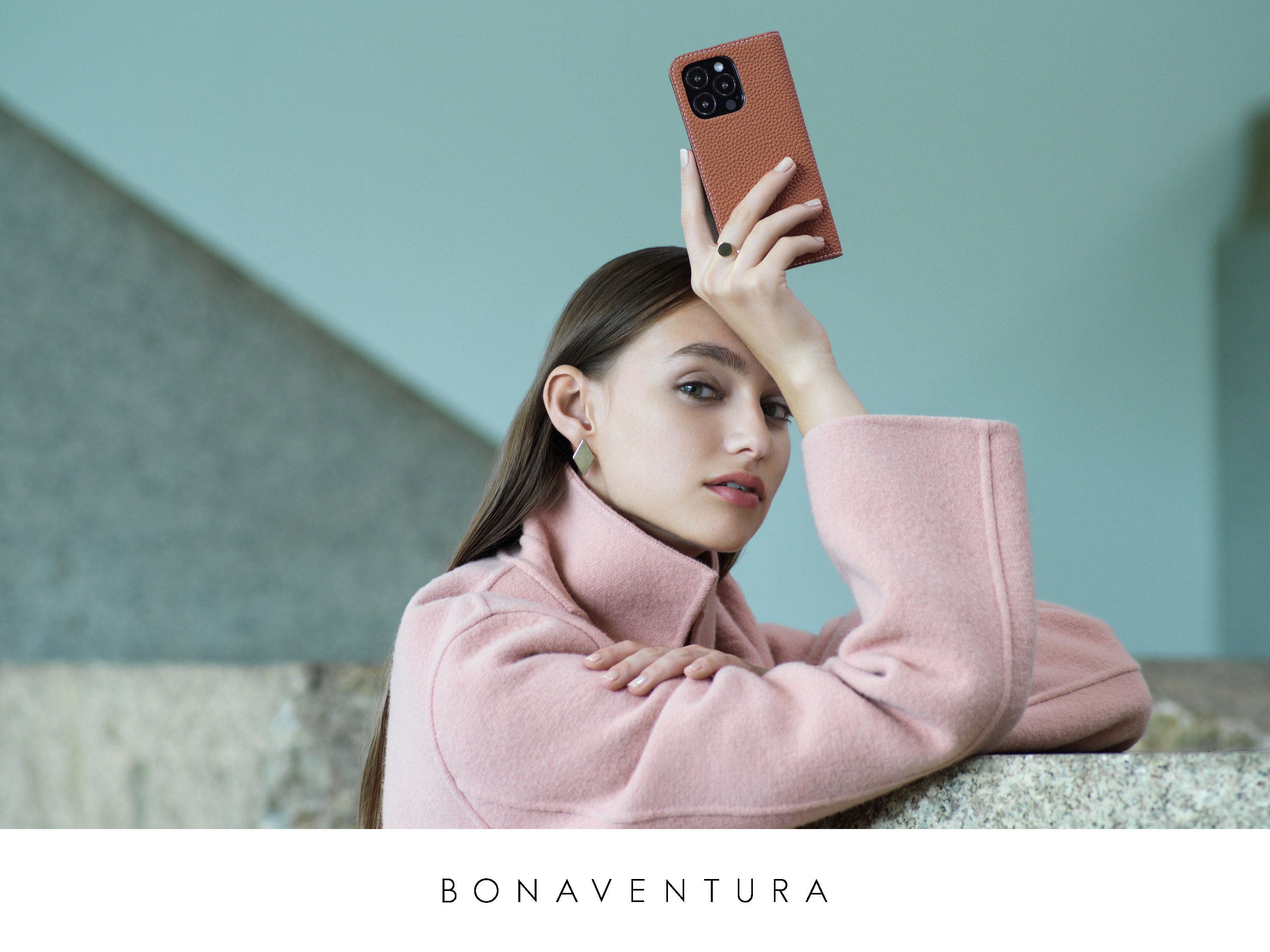 ＜銀座路面店◇＞女性に人気のレザーブランド★販売Staff募集◆