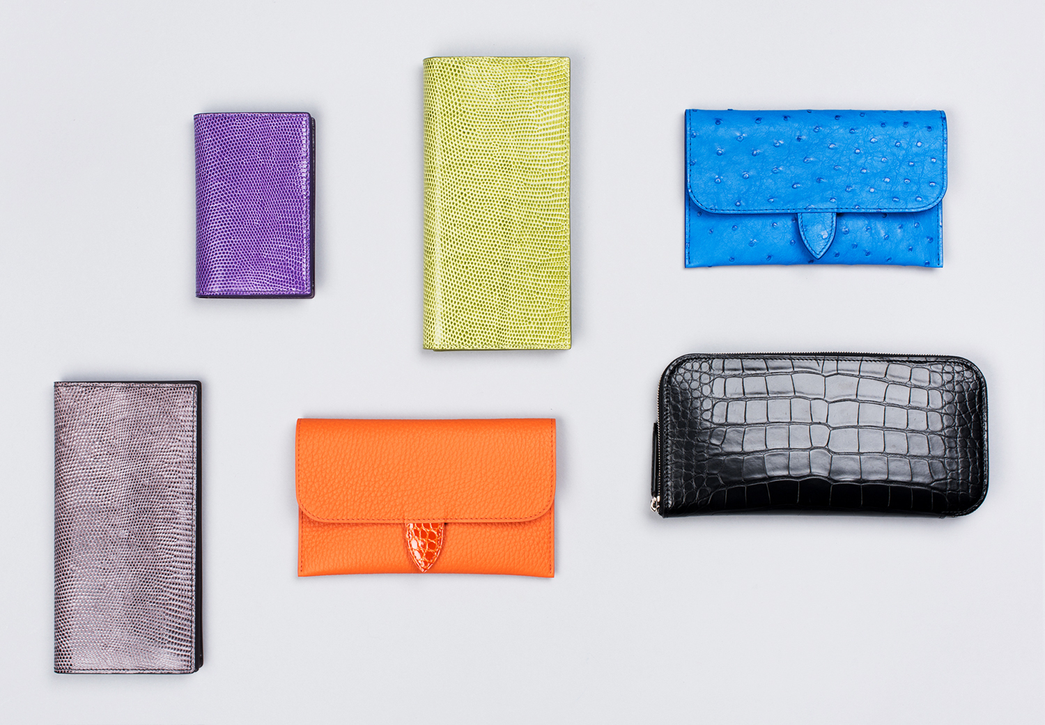 フランスのレザーブランド☆来年80周年☆革小物・レザーアイテム