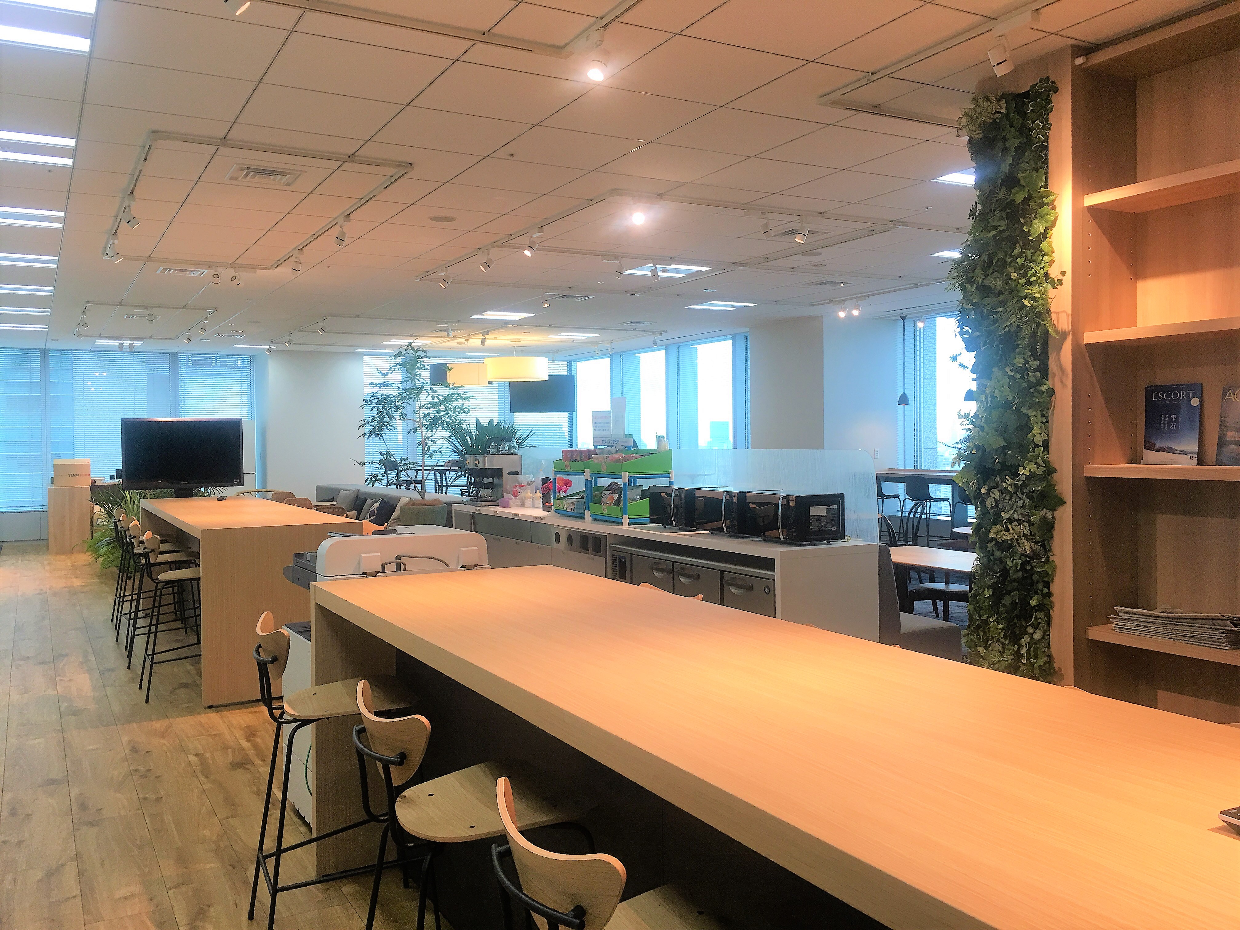 ＜在宅勤務あり＞新卒採用サポ↑完全未経験OK/ジユウ＠1900