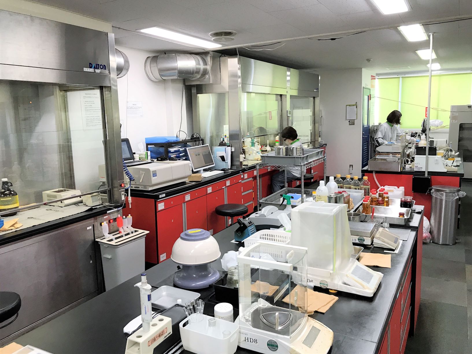 ブランクOK！社員から指導あり♪食用油の品質管理＜芦屋社バス＞