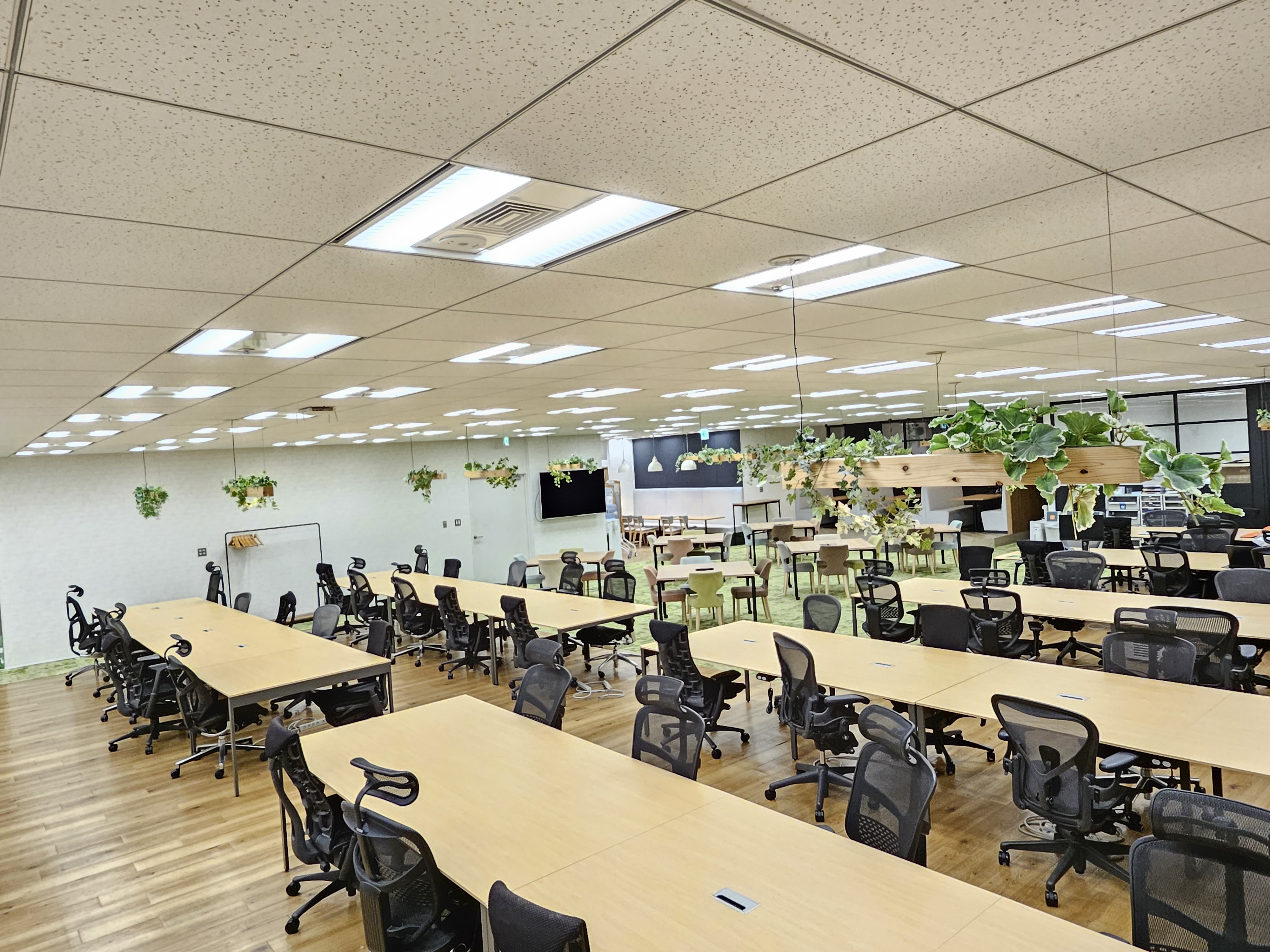 ＼週4リモート／★申込チェックや問合せ対応♪コツコツ多め☆彡