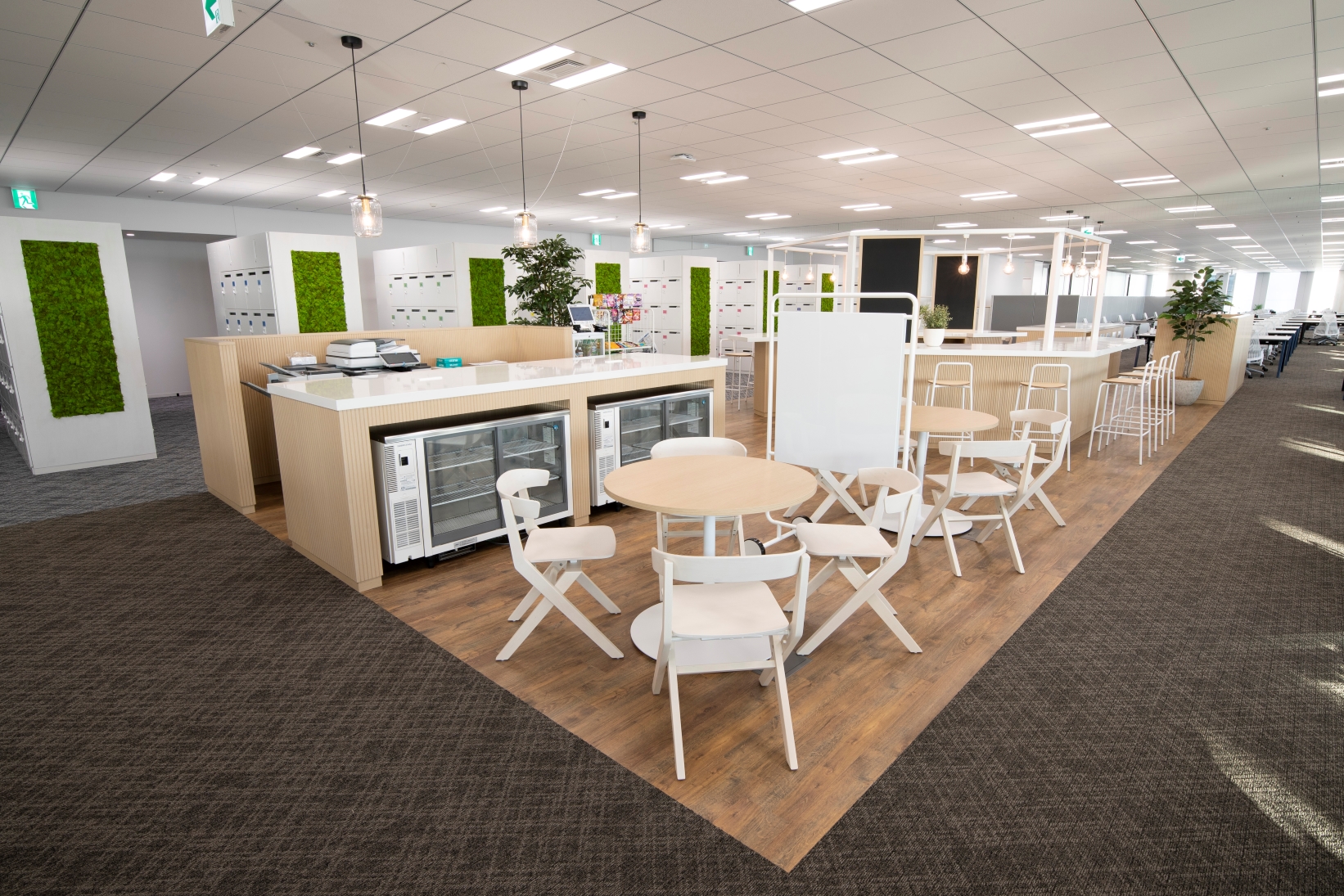 ＜未経験OK＞採用業務を裏側から支える★人事採用サポート＠横浜