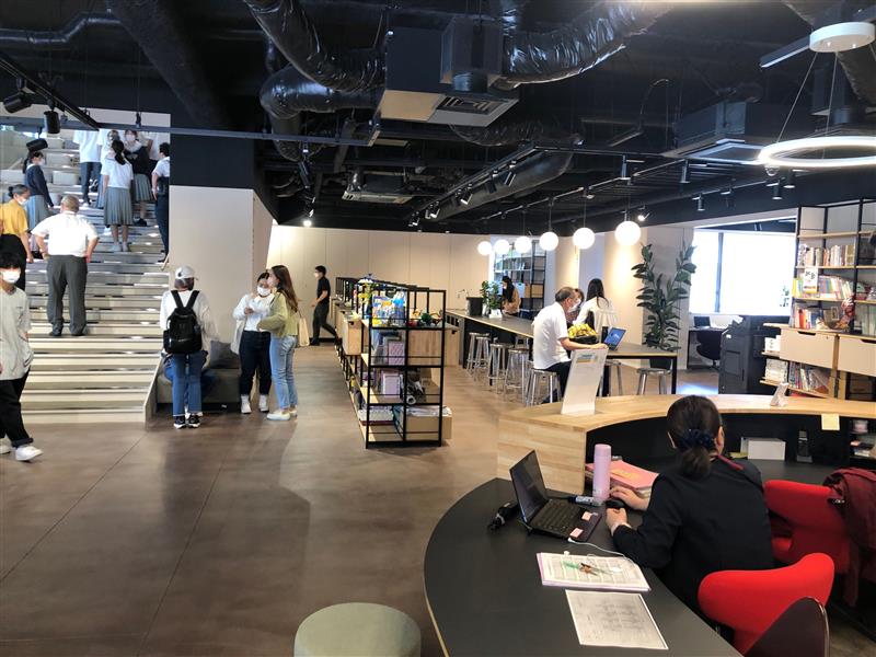 ＼大学事務◆ネイル＆髪自由／未経験OK！先生のサポートメイン♪