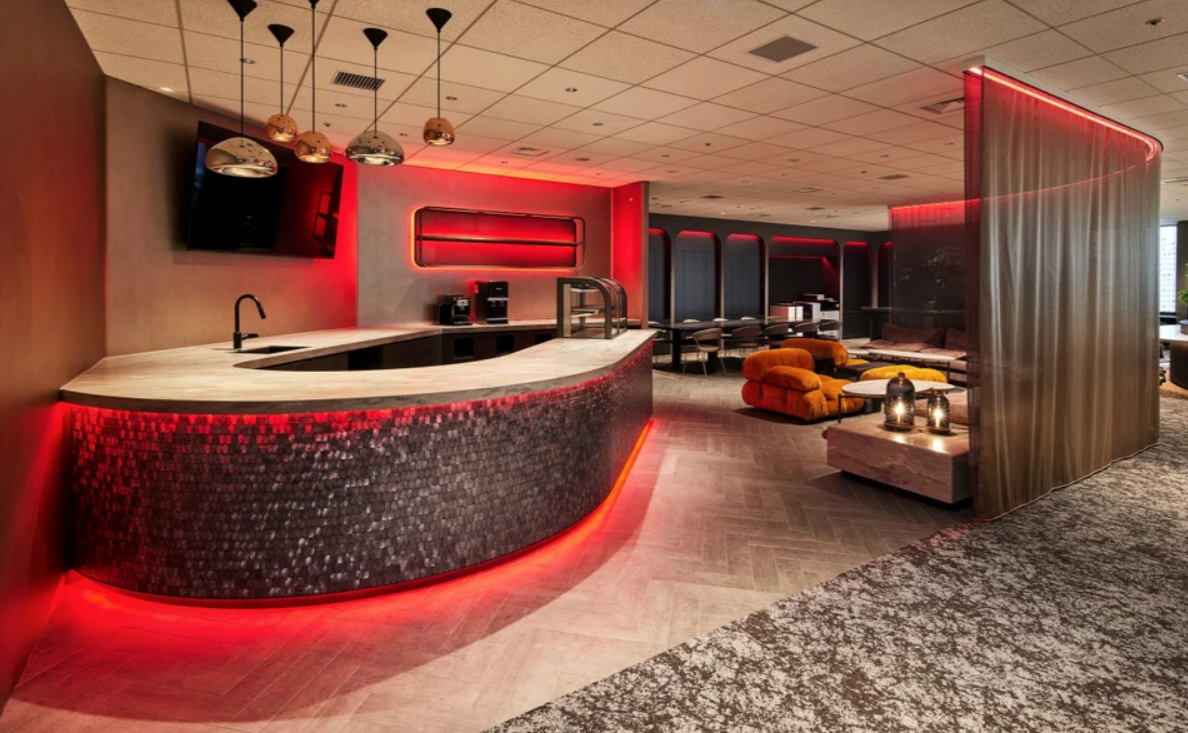 正社員雇用実績アリ◎大手不動産で受付業務♪未経験OK☆