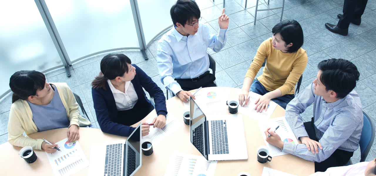 ＼事務デビュー×高時給1800円／急成長↑↑IT企業でカンタン事務