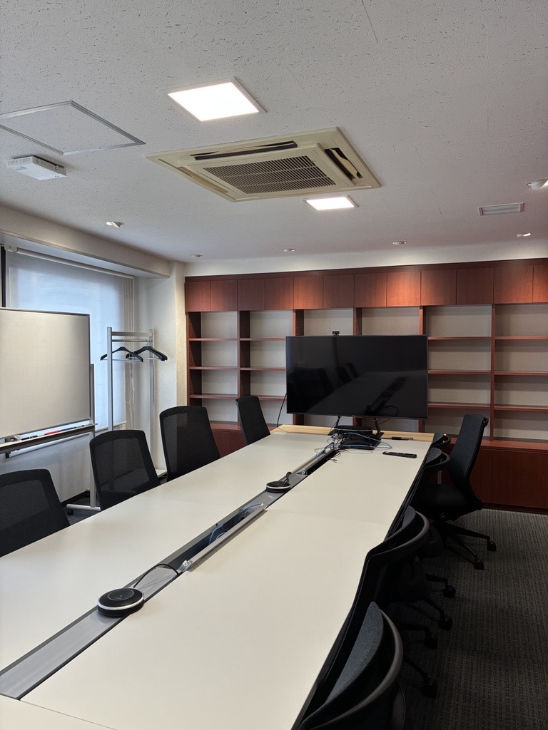 ＼10時～17時まで♪／服装自由◎HP制作に関わる事務サポート☆彡