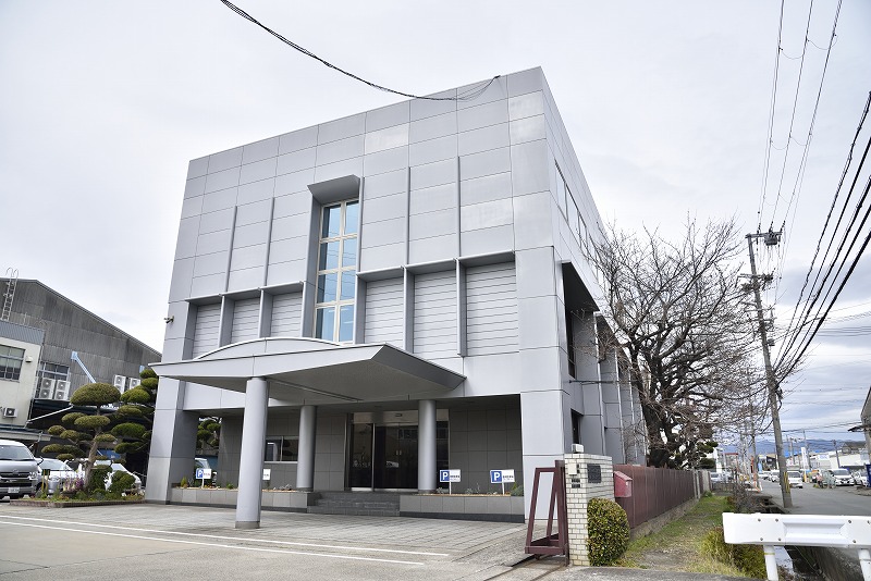 【経理】賞与4.5ヶ月☆残業ほぼゼロ☆20～40代活躍＊福利厚生◎