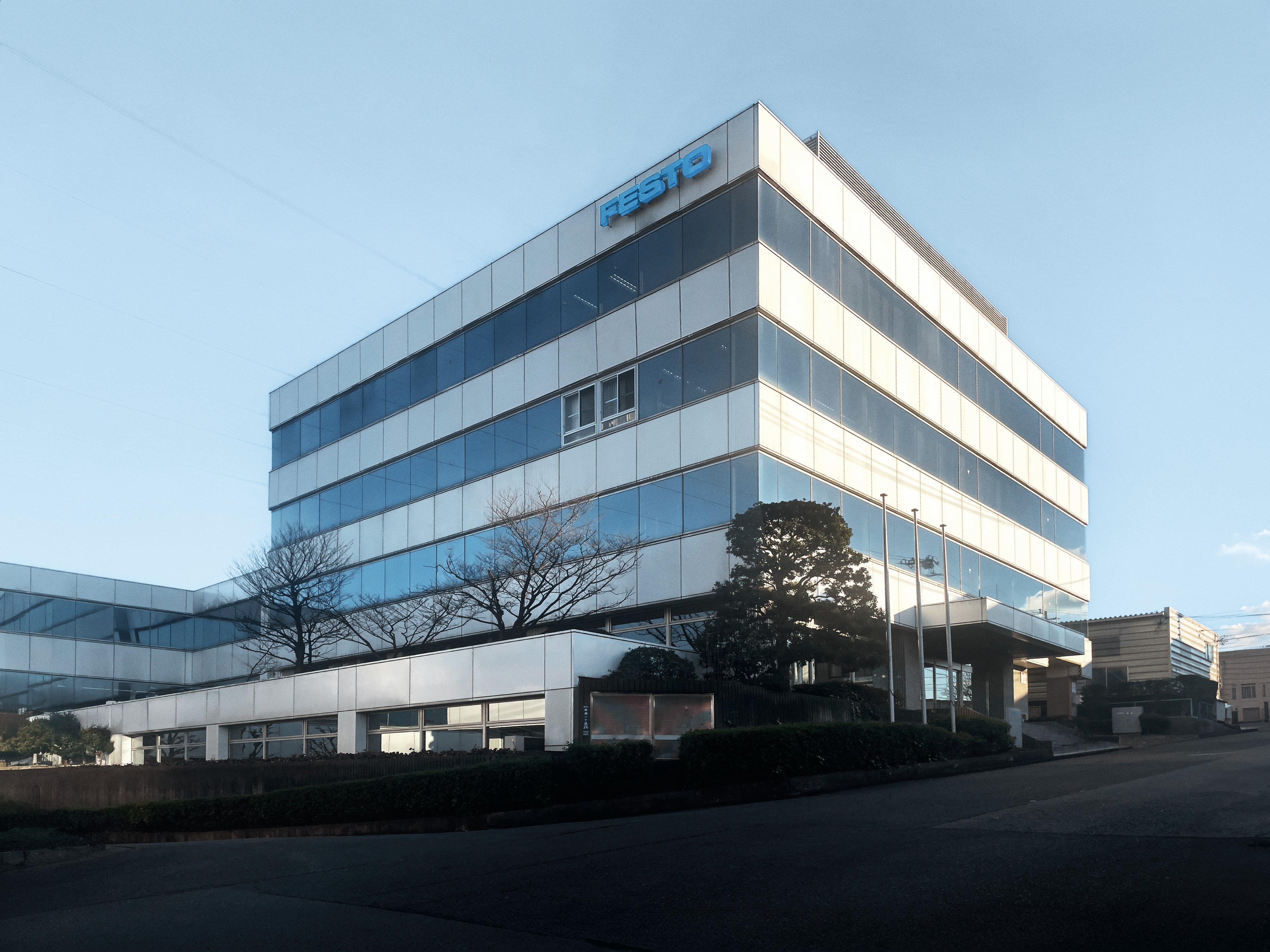 就業先イメージ