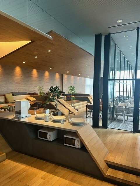 【落ち着いた環境】人事労務◆高時給1950円！時間相談OK★服自由