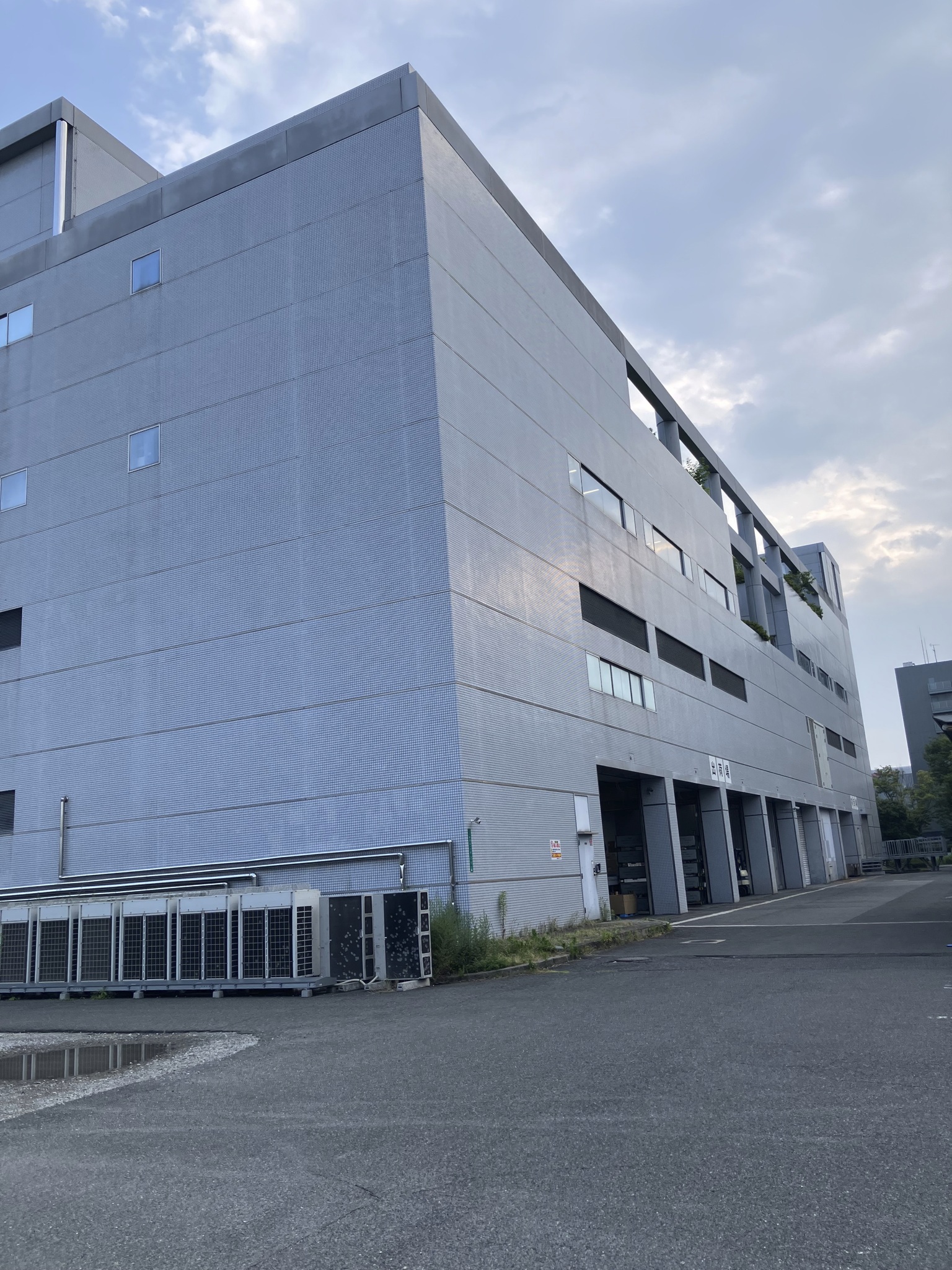 【4月開始】正社員実績多数☆車通勤OK○電話少なめコツコツ事務