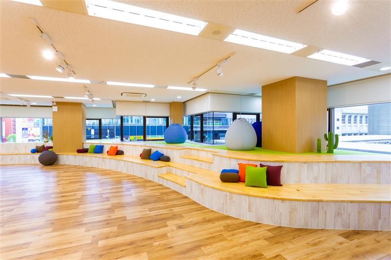 《17:00定時×残業なし》Excelスキル活かせる☆コツコツ事務サポ