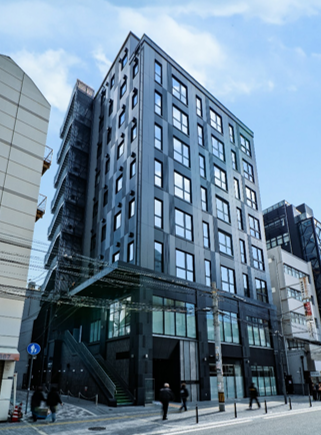 ＼40代・50代活躍中！週2日×10-16時で経理人事アシ／なんば3分