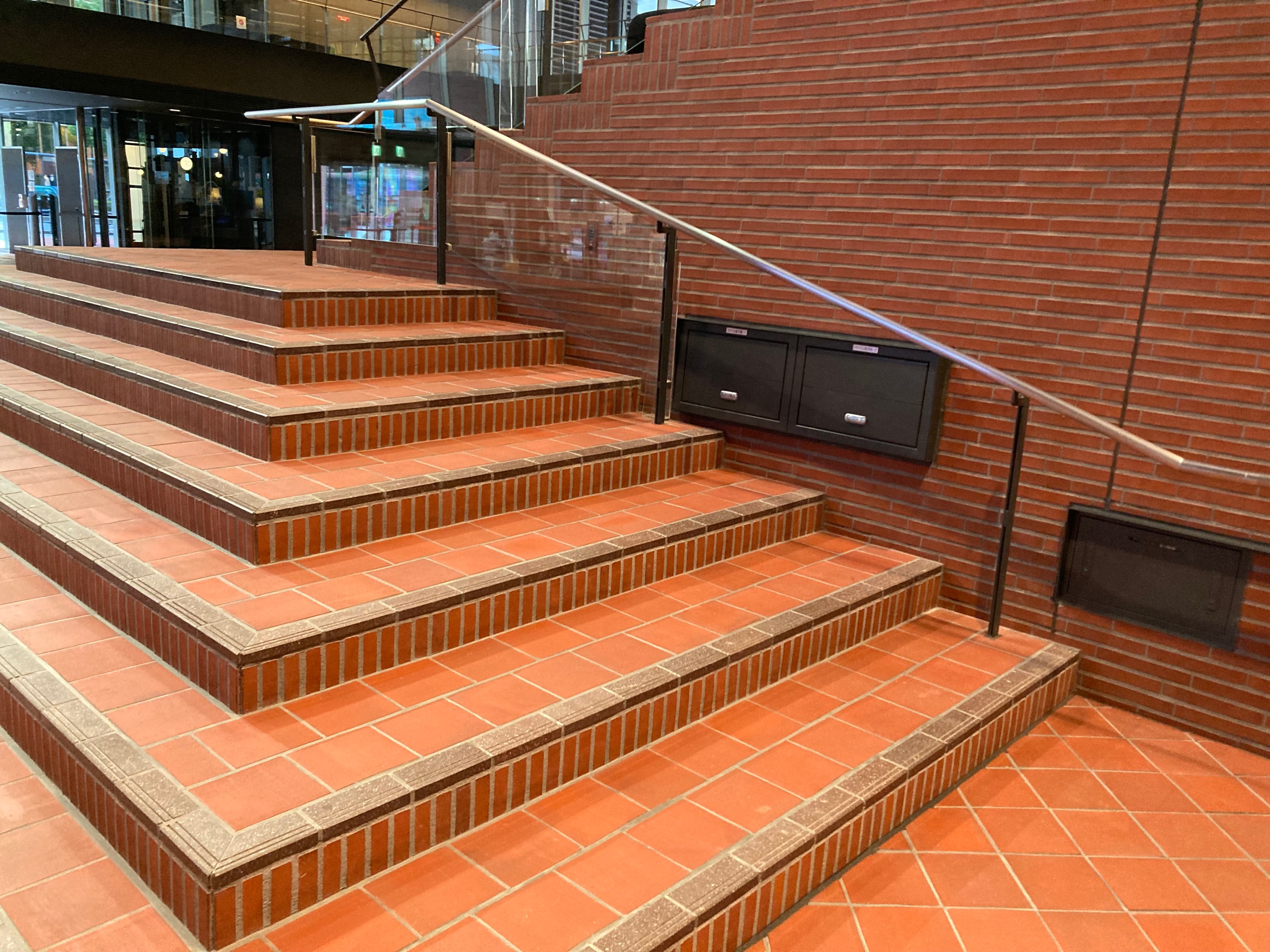 ＼人気のTV業界／研修アリ★カスタマーサポート統括部門で事務