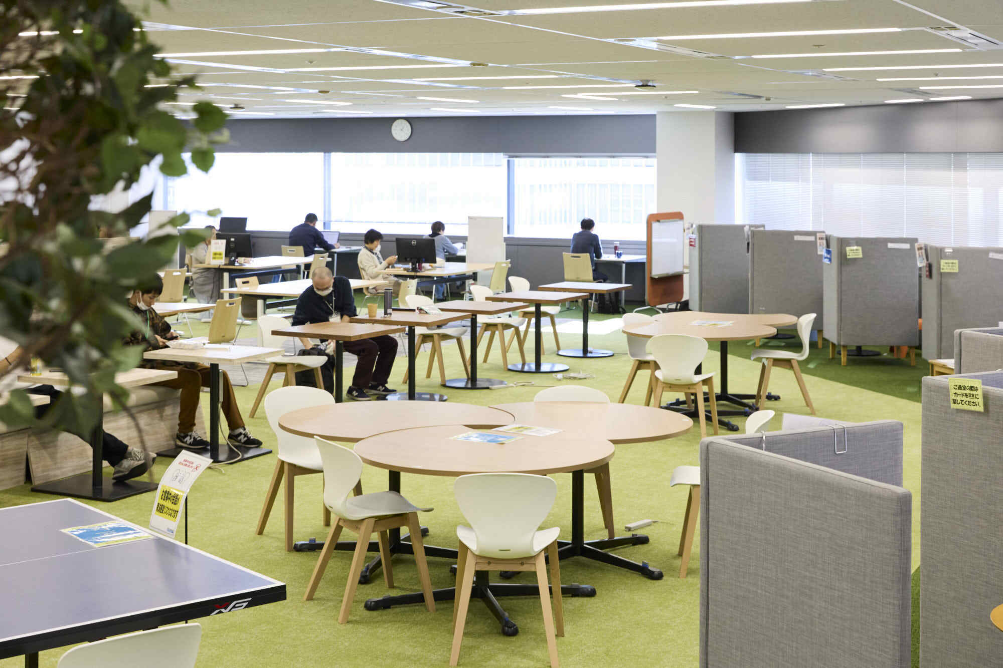 【4月開始】食堂あり♪服装＆髪色ジユウ◎発注×事務サポート☆