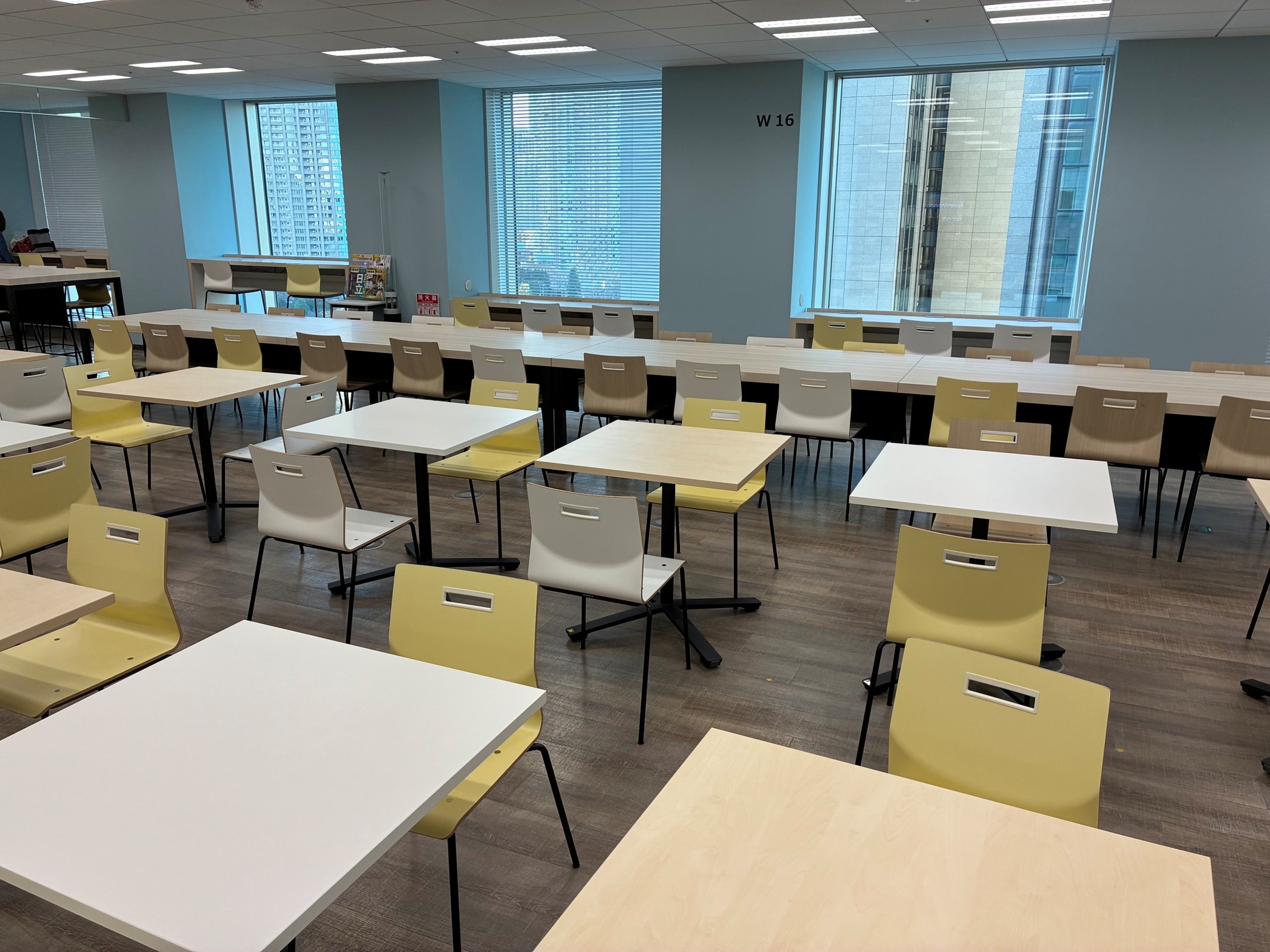 ★有名NET銀行★事務センターでスタッフ3名同業務☆＠東京エリア