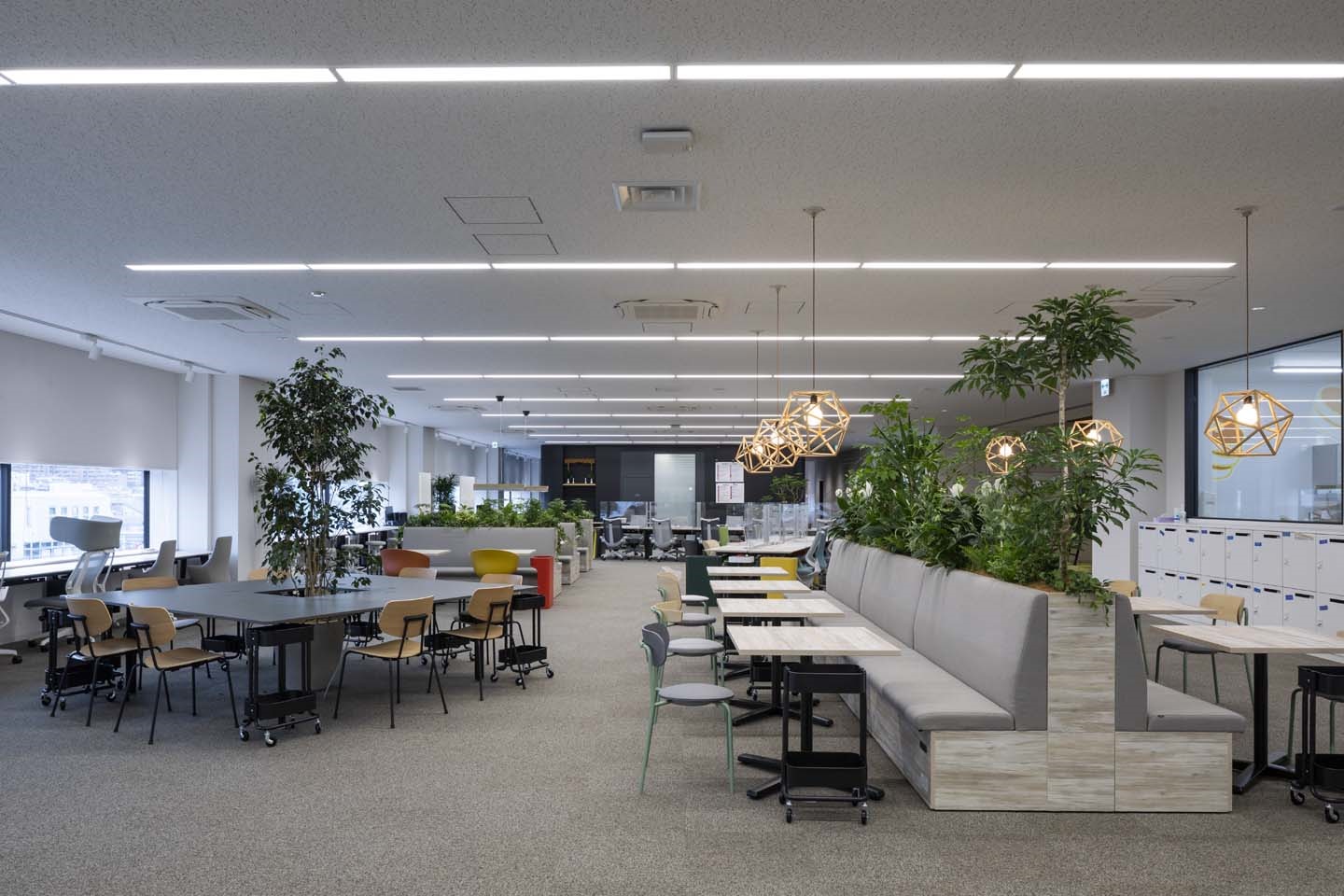 ＼～17時勤務☆おやすみとりやすい！／おかしの試作補助＠鶴見