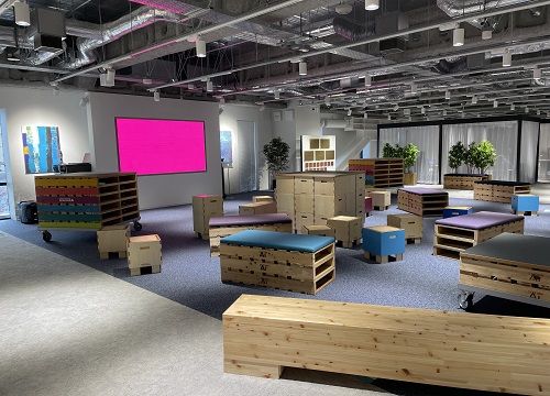 ＜週4相談OK＞シフト希望も出せる！デニム＆スニーカーOK★受付