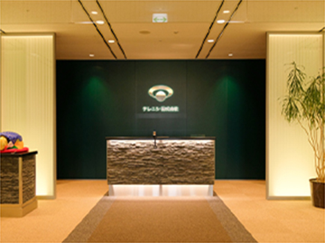 ＼販売⇒事務デビュー応援★／1500円×土日祝休◎髪ネイル服自由