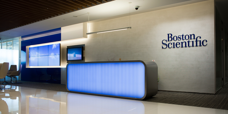 【ほぼフル在宅】★派遣スタッフ活躍中♪英語×事務サポート！★