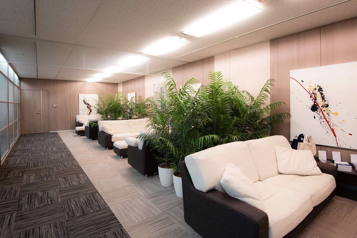 ＼事務未経験OK☆／服装・ネイル自由♪データチェック＋連絡★