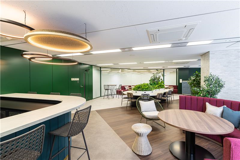 【4月開始】シフト勤務♪朝ゆっくり10時出社☆週4もOK！未経験OK