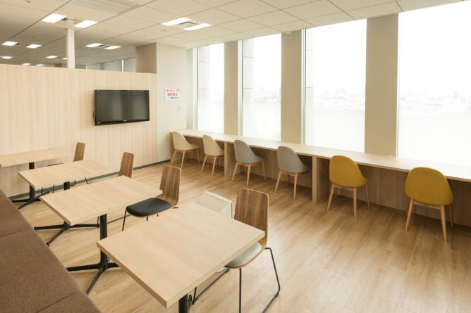 ＼有名◇芸能事務所／未経験OK♪勤怠チェックなどのカンタン事務