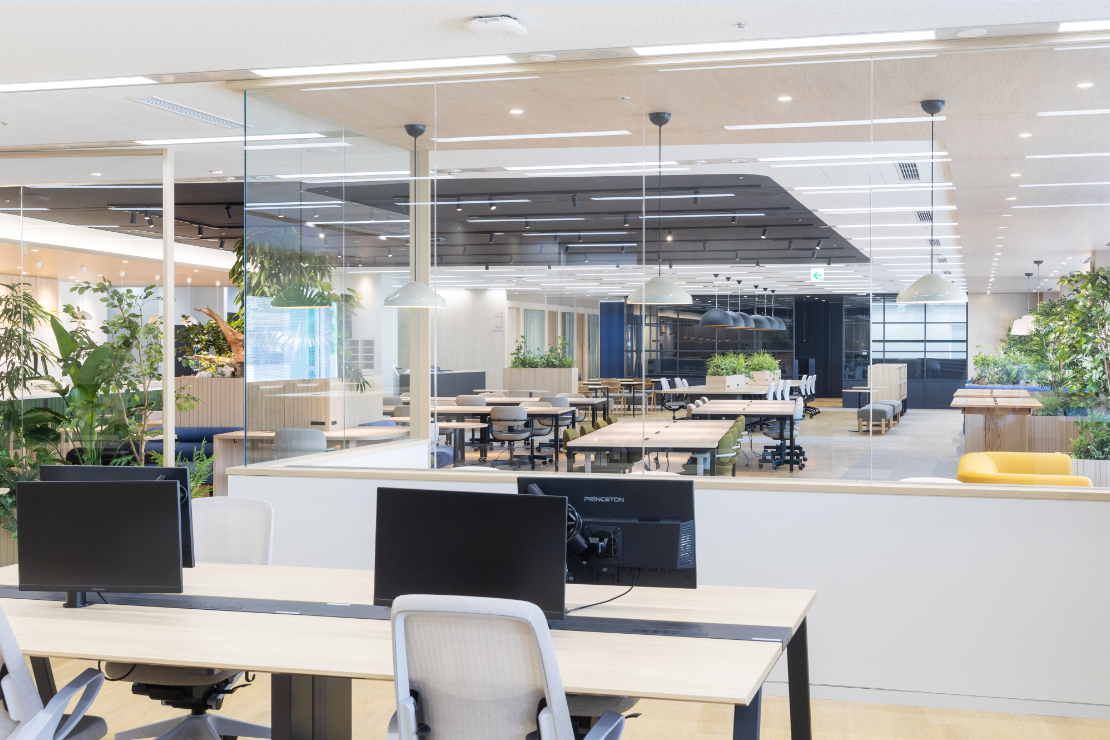 ★未経験OK【週4】在宅あり！スニーカー・ネイルOK♪事務サポ♪