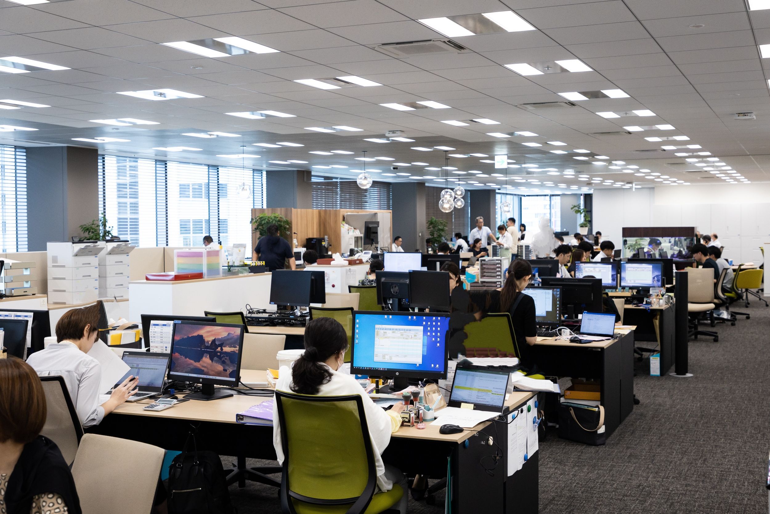 ＼週4×17:30定時／未経験OK☆大手専門商社でかんたん部内アシ♪