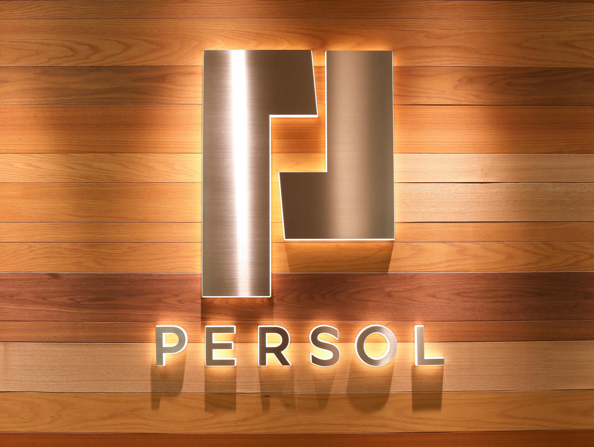 ＼PCや端末に関する事務＆作業☆総務／パーソルGR☆1700円★青山