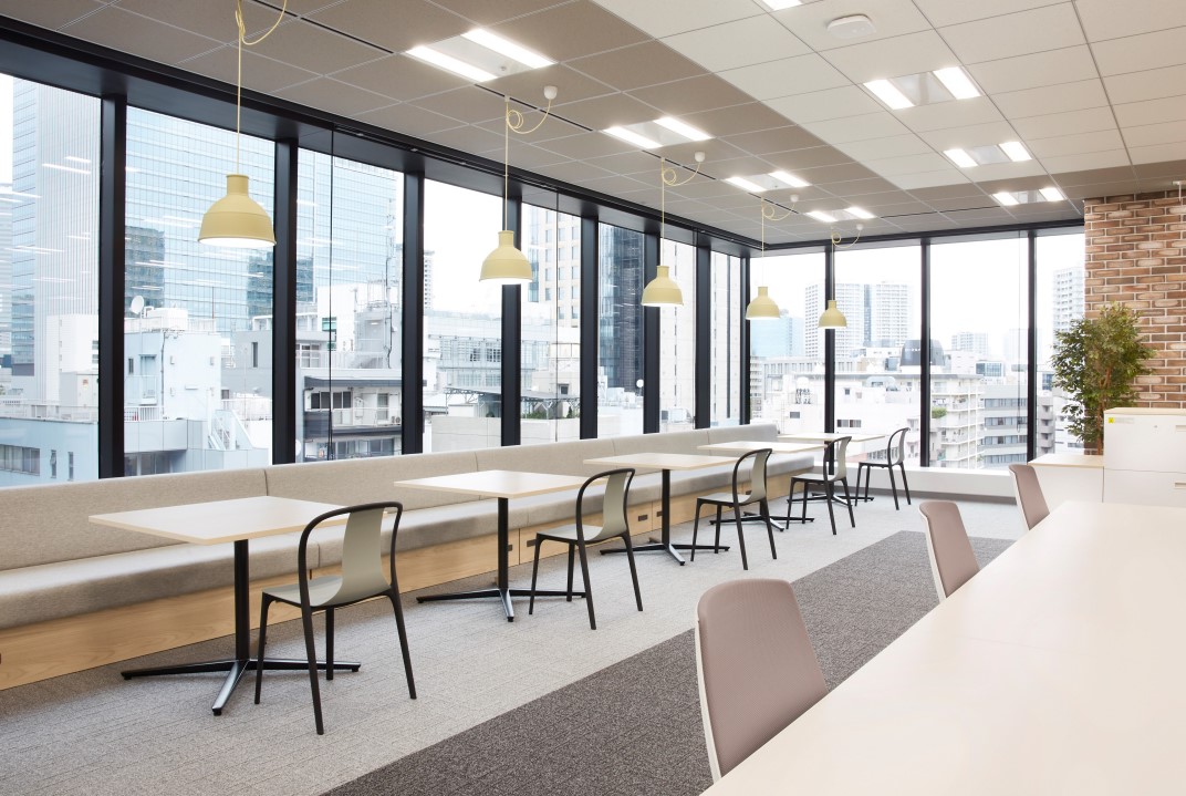 ＼スポーツ・エンタメグッズなど♪／大手アパレル商社で事務☆