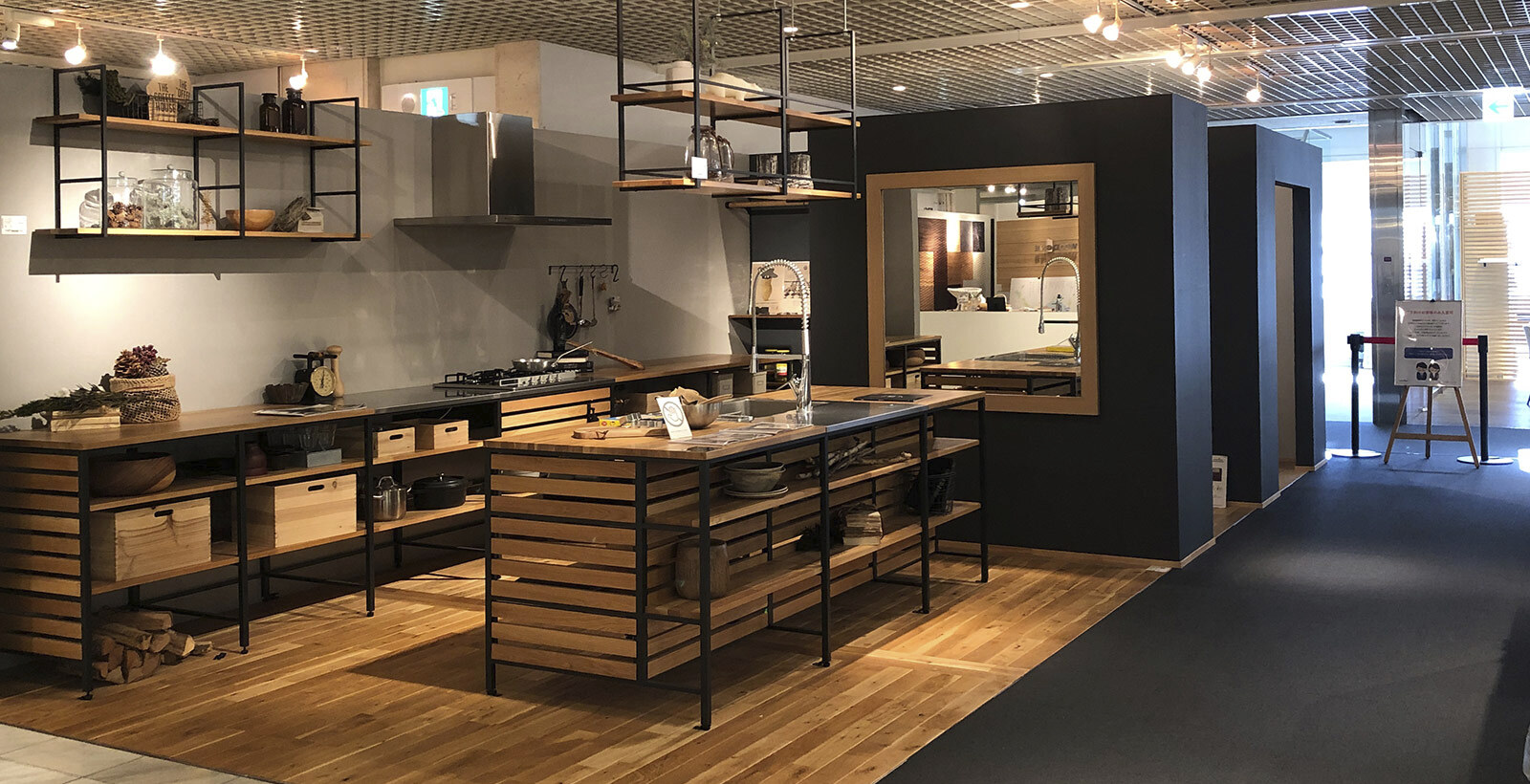 【未経験OK◎】インテリアショールームで接客♪研修しっかり◎