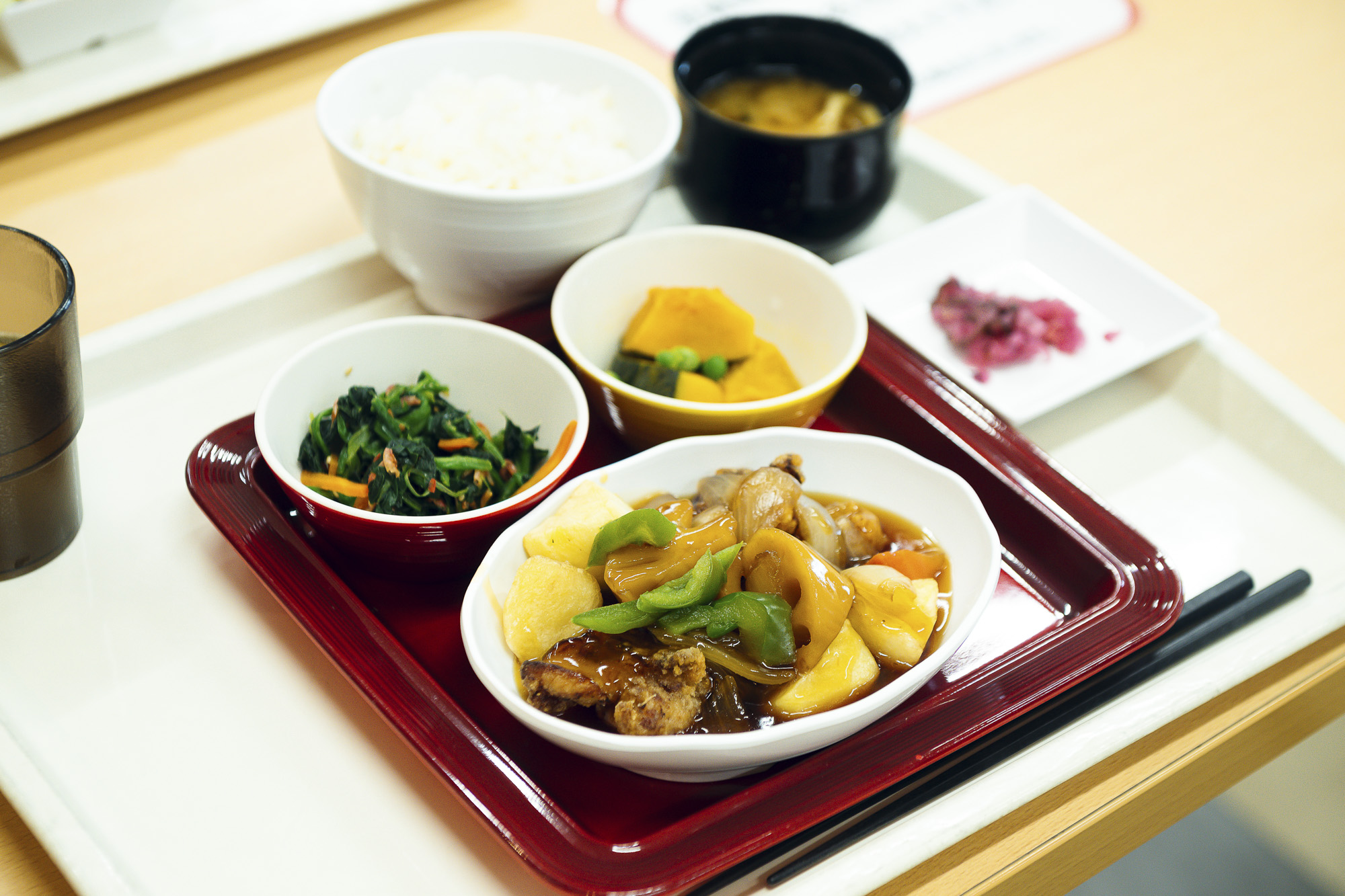 【名駅直結★】未経験OK！動きあり＊接客＋事務のお仕事♪＠1500