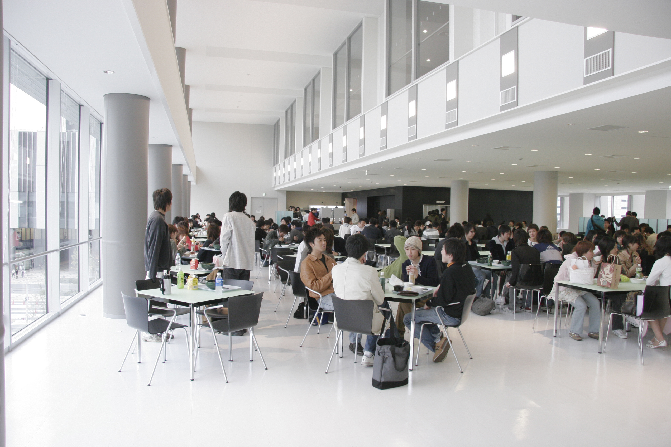 《未経験OK！》50代以上も活躍中！有名大学で事務サポート♪