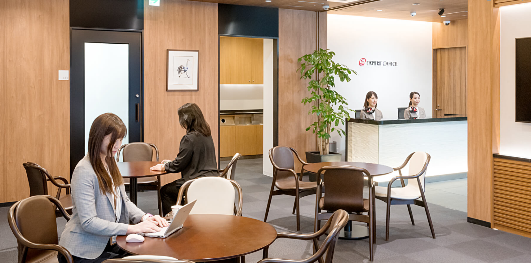 【正社員登用実績あり☆】オシャレofficeで企業受付♪大手★