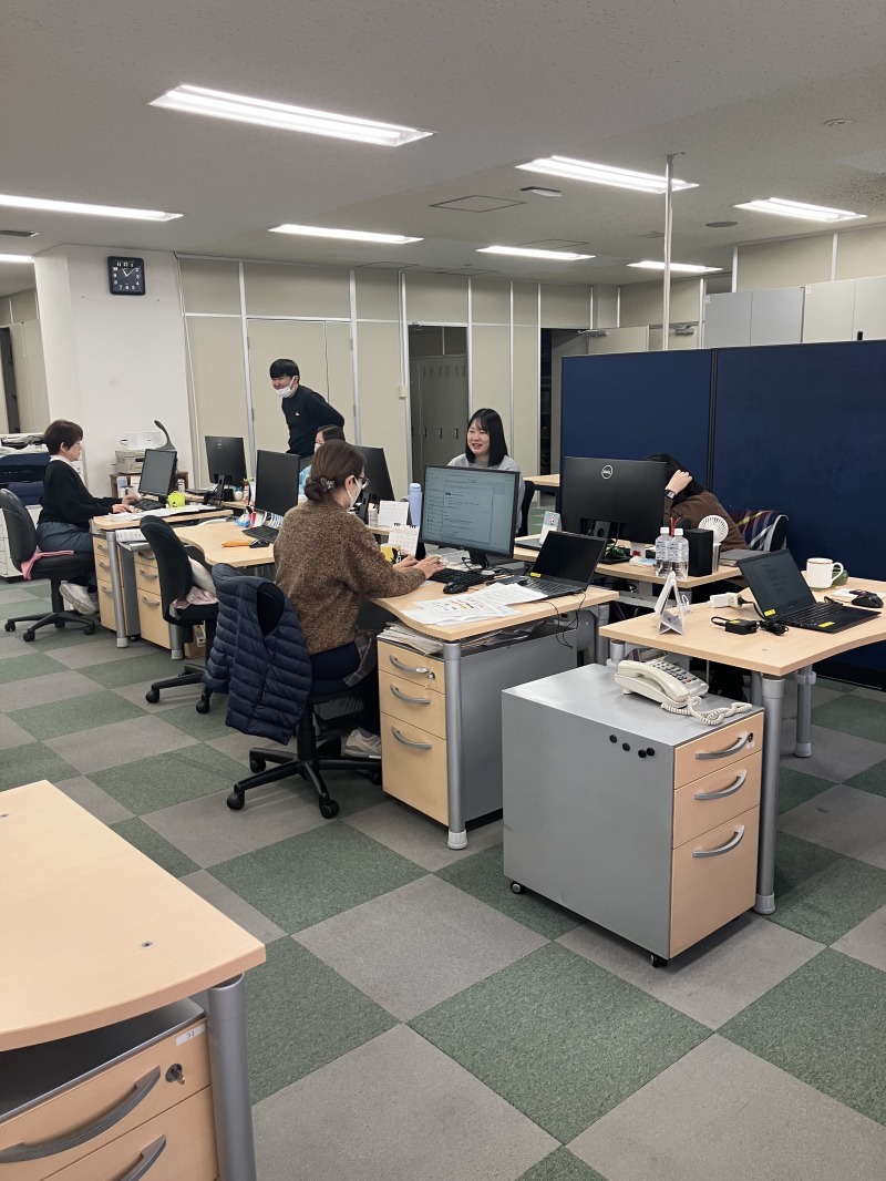 4月開始×2000円☆彡労務経験者カンゲイ★労務のお仕事♪