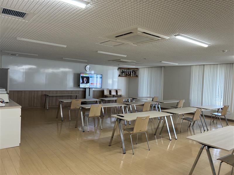 ＼女性スタッフ活躍中♪／アットホーム×座り作業中心☆残業なし