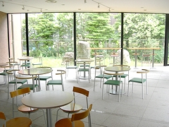 【時給1300円】大学内◆図書館でのオシゴト！キレイなキャンパス