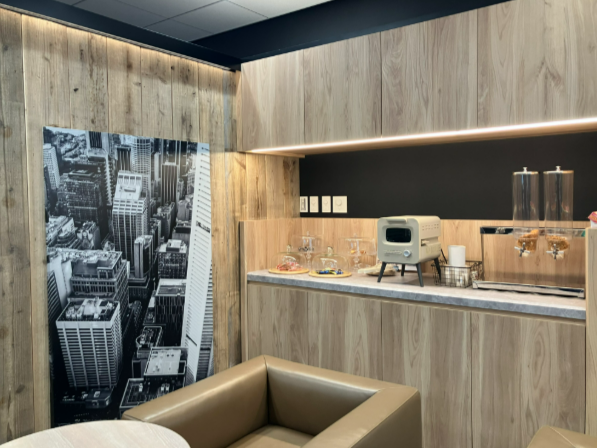 【未経験OK！】ドリンクは無料＊1時間に1組♪ゆったり受付事務★