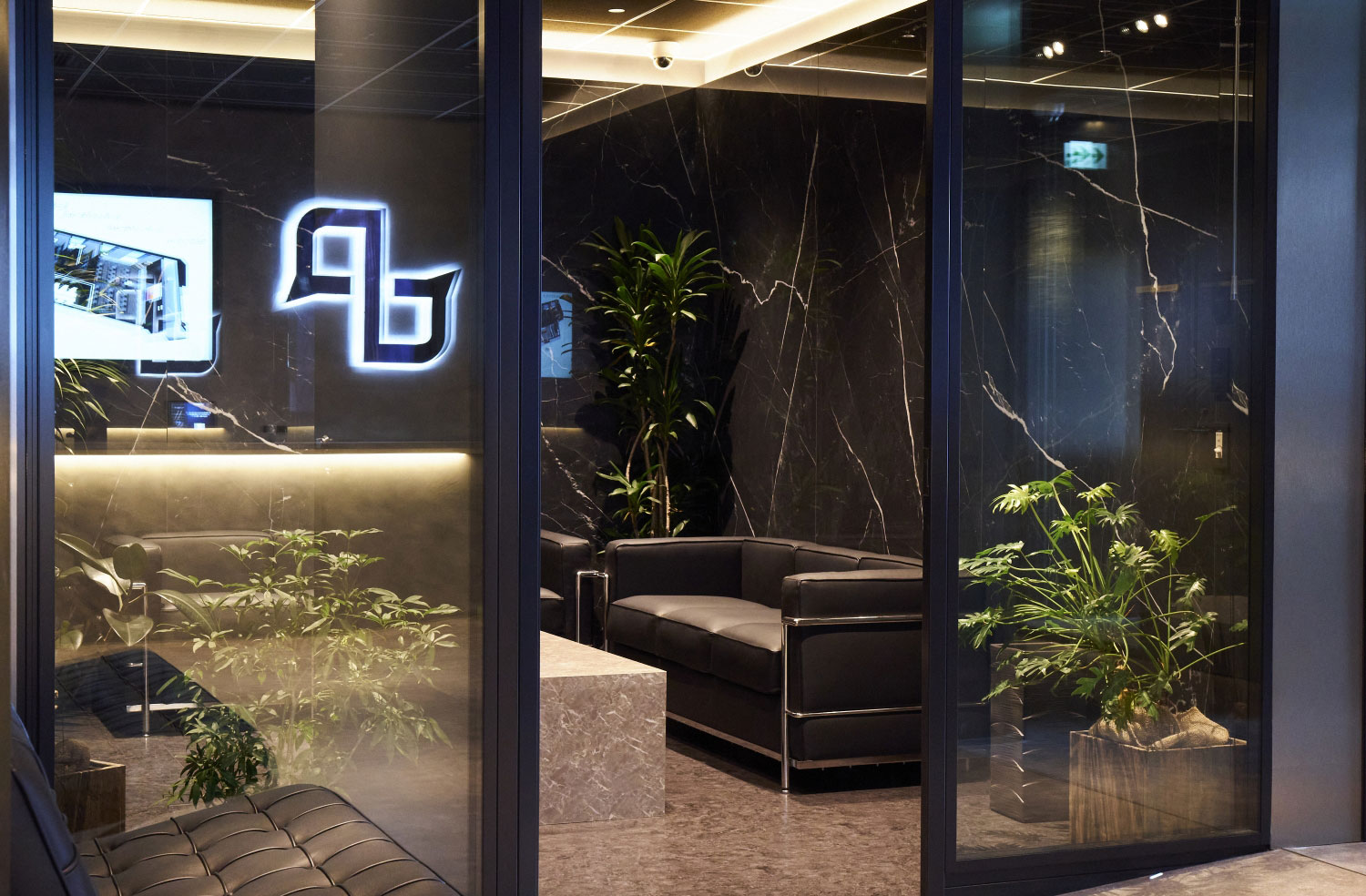 就業先イメージ