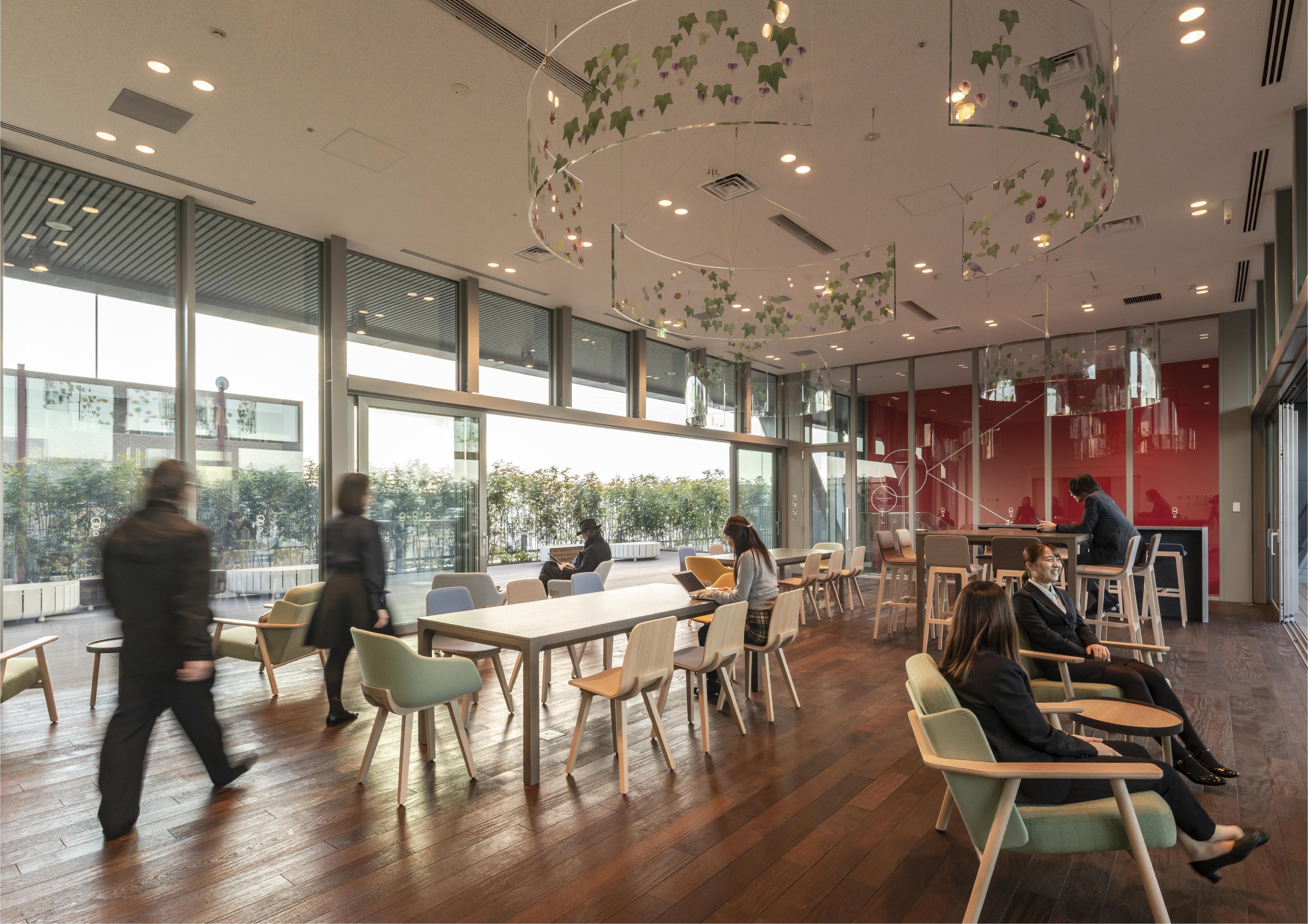 ＼2名募集★／未経験OK！超簡単な問合せ対応♪inキラキラoffice