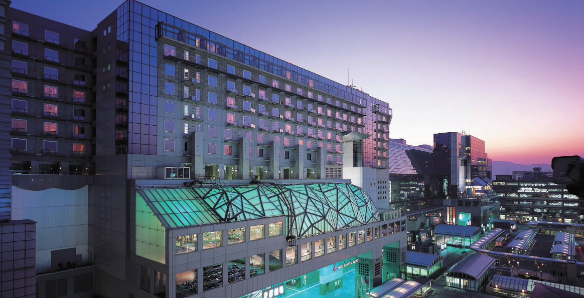 週5×６Hシフト勤務◇接客経験活かしてワンランク上の接客を…！